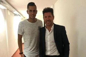 开云登录-汉茨科：我的首要任务是做好防守，如果有机会也会尝试参与进攻