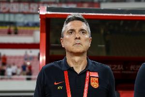 开云官网-记者评国足U22：离进球就差撕开一道口子，但是这个口子有点难撕