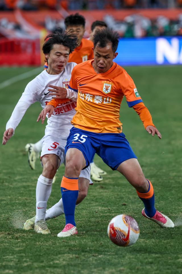 李申圆加盟亚泰替补登场 与主帅陈洋再续师徒缘