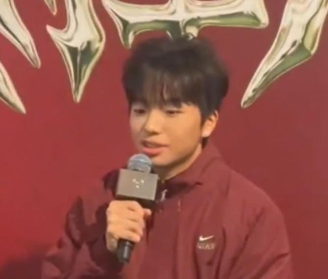 开云入口-李镇全：没想到和日本队差距这么大，在场上有一种无力感